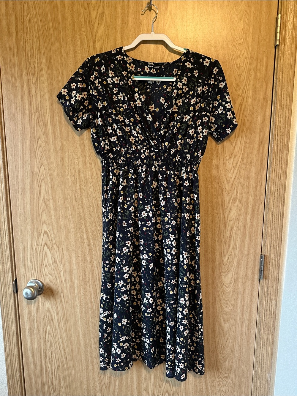 Navy Floral Maxi Dress with V-Neck and sleeves